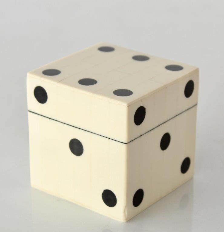 White Box 5 Dice